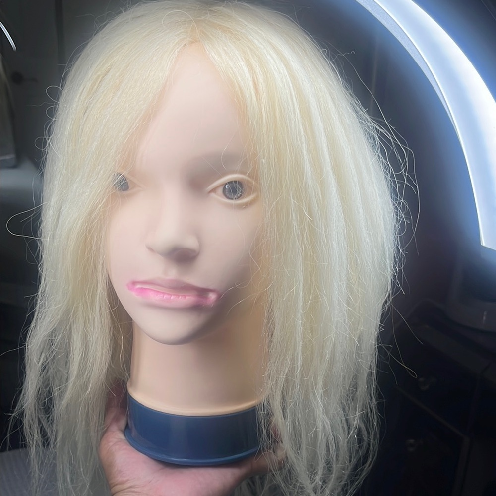 Blonde Hair Mannequin Head for Styling